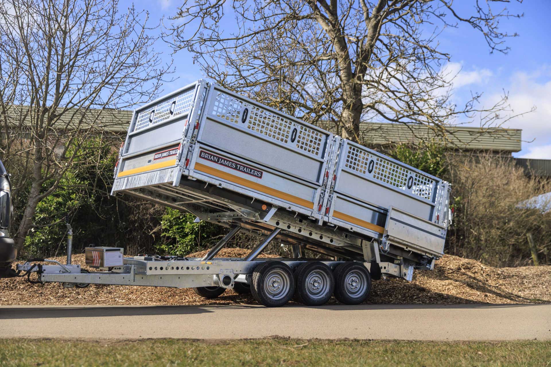 BJT-TIPPER-34-scaled